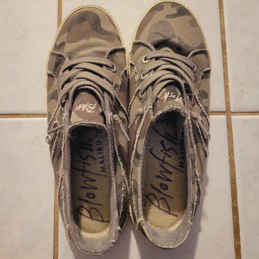 Blowfish Camouflage Sneakers